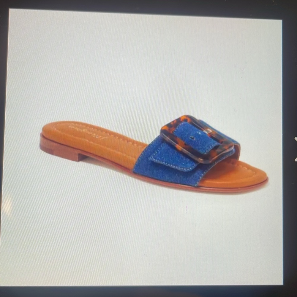 J. McLaughlin - blue denim sandals with tortoise shell style buckle - Size 8